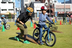 バランスの難しいシーソーもクリア