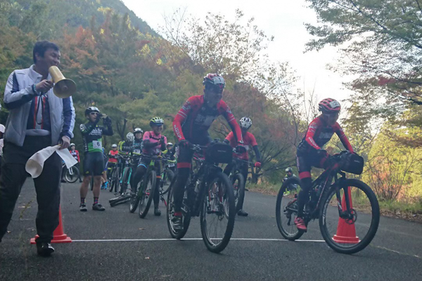 21神南山hillclimb1+