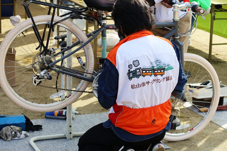 乗っ てる 愛媛 自転車 プレゼント